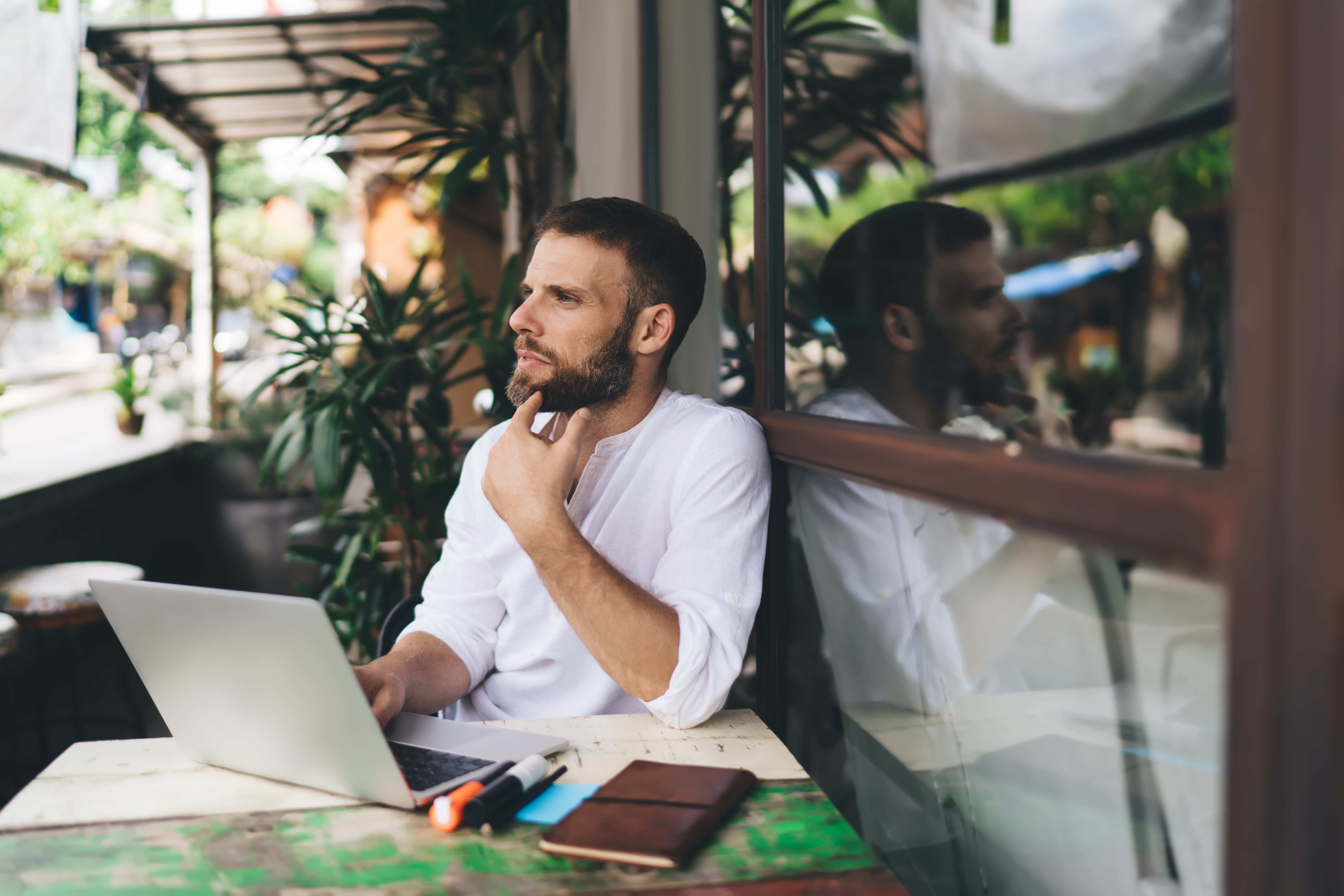 profesional_pensando