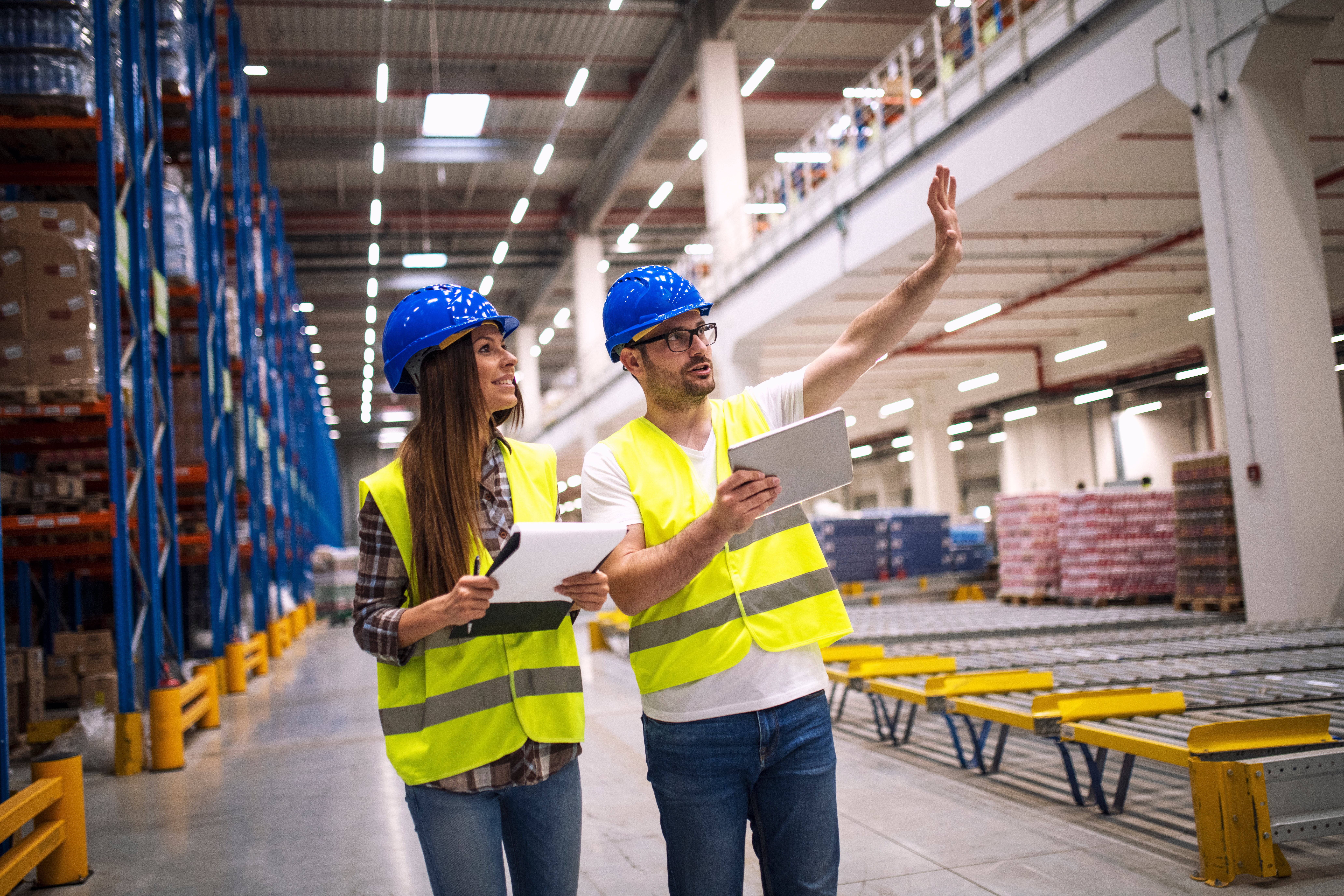 Empresas de distintos sectores capacitan a sus empleados.