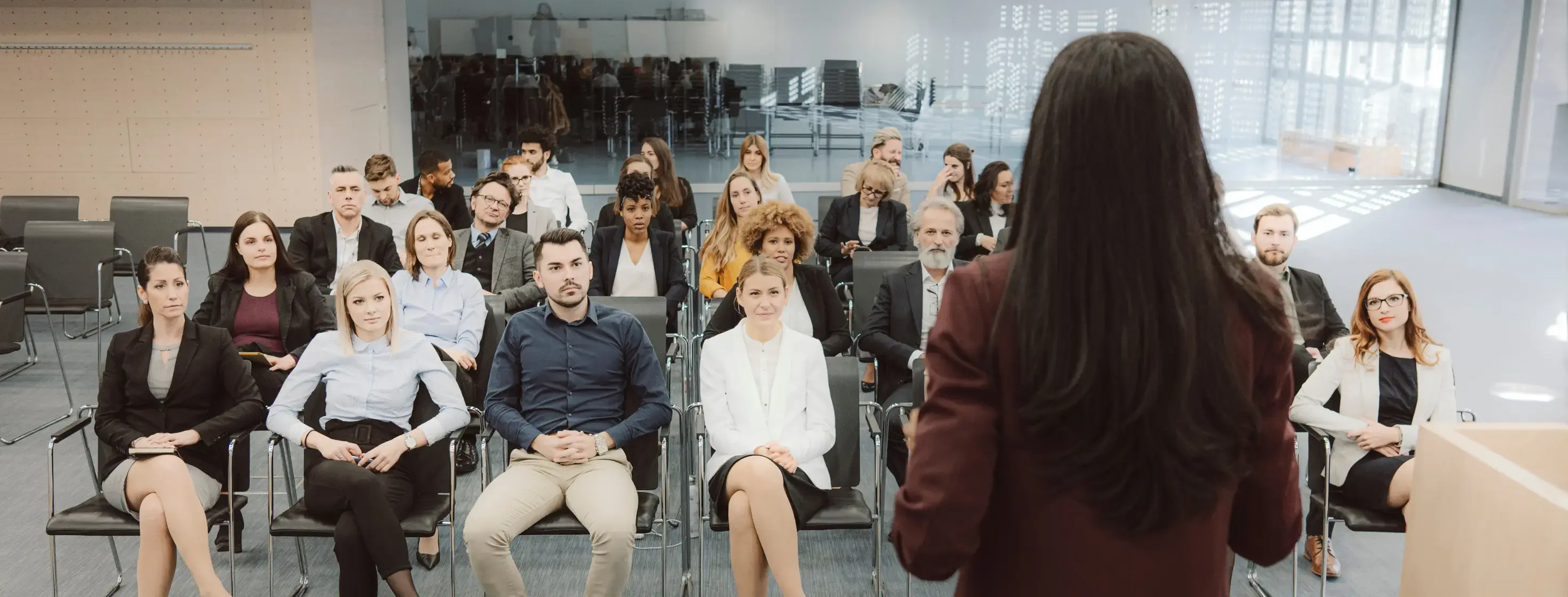 Conoce el verdadero valor de un buen capacitador en tu empresa